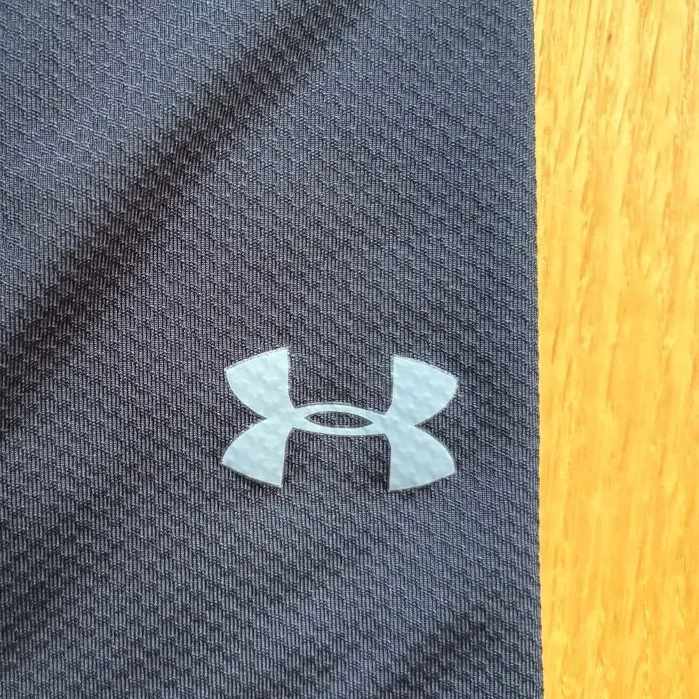 Under Armour Mens Short Sleeve Performance Polo Loose Heat XL Black Solid - Picture 3 of 4